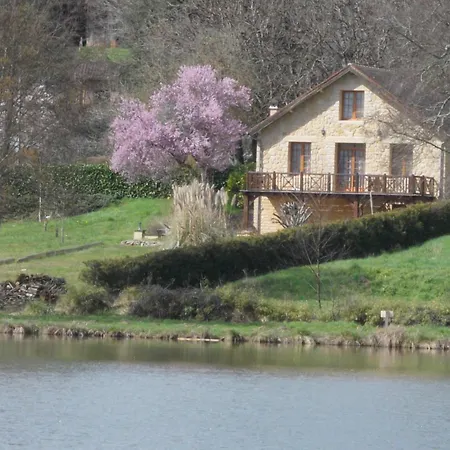 Holiday home La Maison Au Bord Du Grolejac
